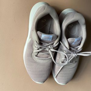 Nike dusty rose mauve pink